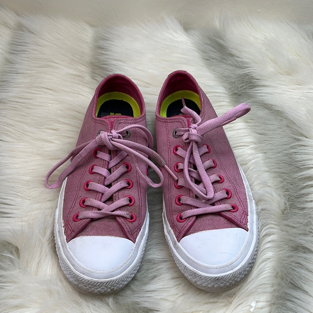 Pink Chuck Taylor II Size 8